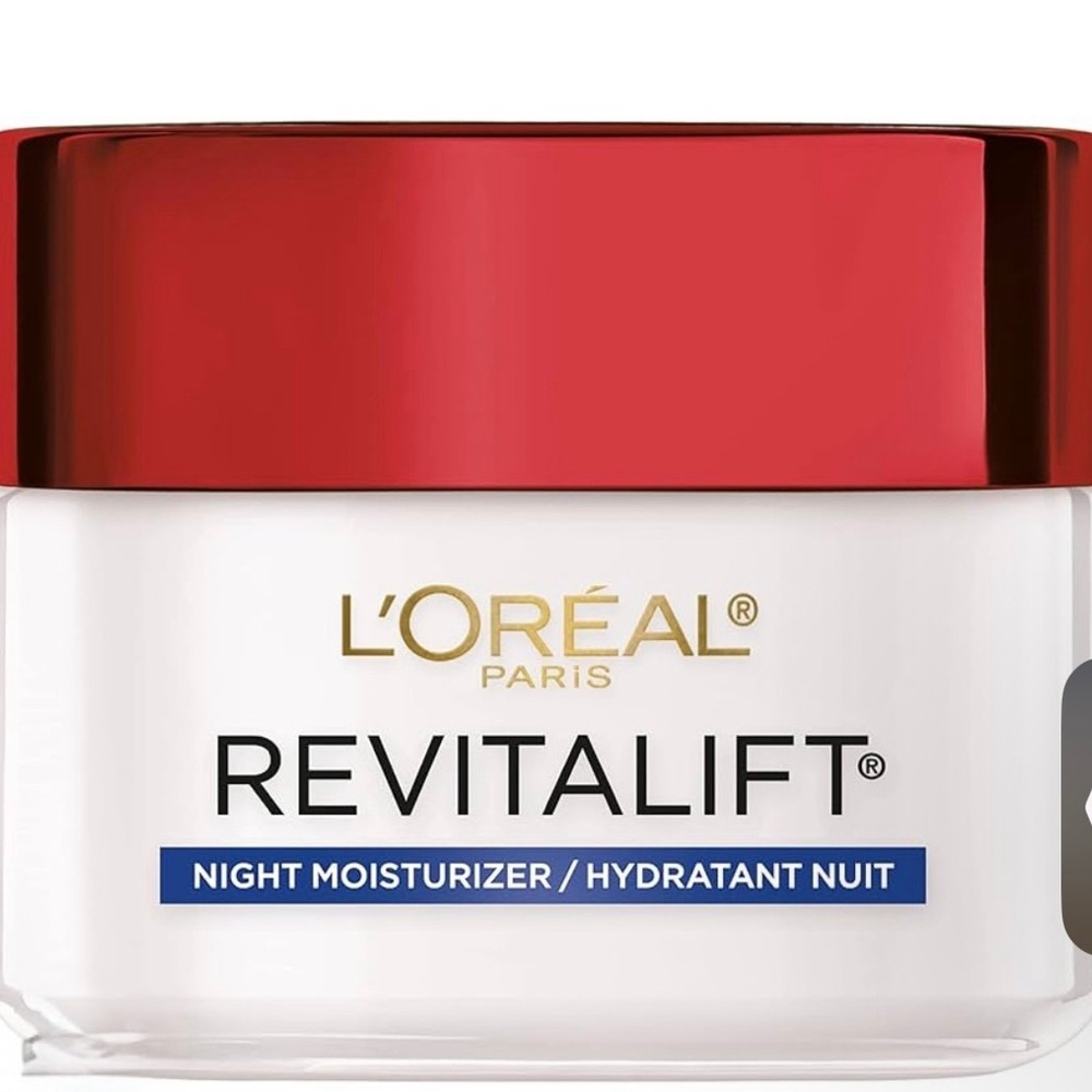 L'Oreal Revitalift Night Moisturizer - Red and White
